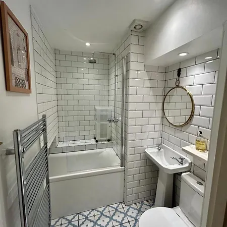 Apartament Clifton *